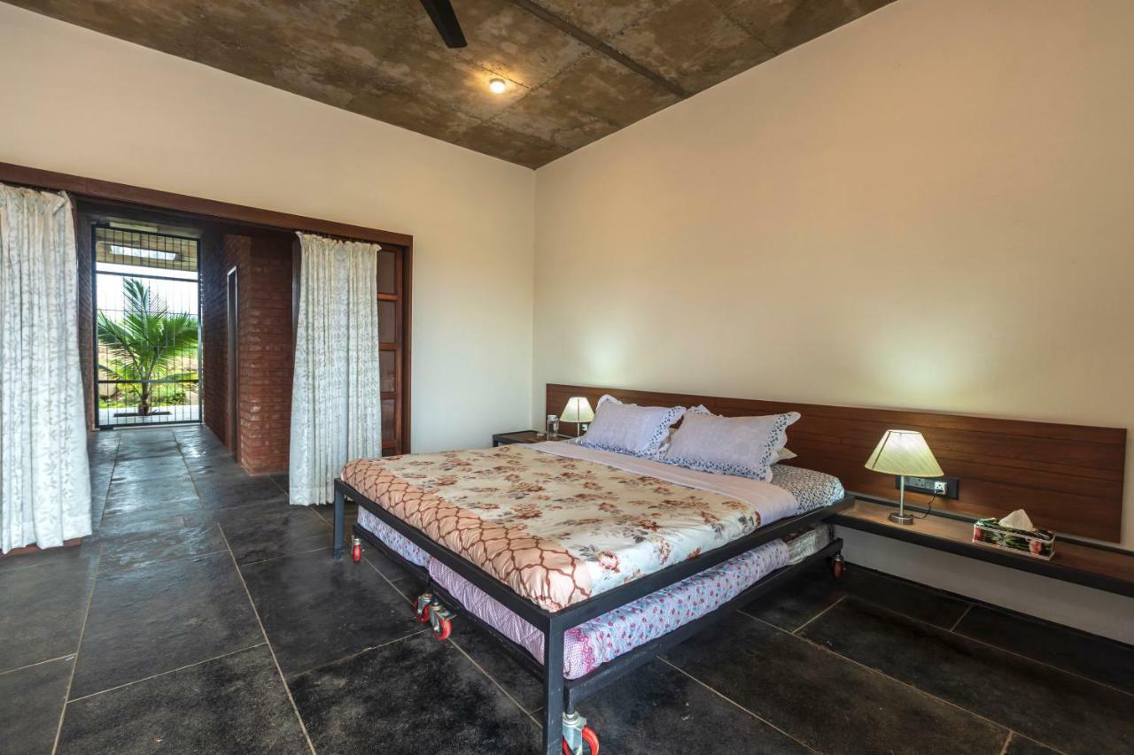 Saffronstays Zen, Igatpuri - Lake-View Villa With Indoor And Outdoor Games ภายนอก รูปภาพ